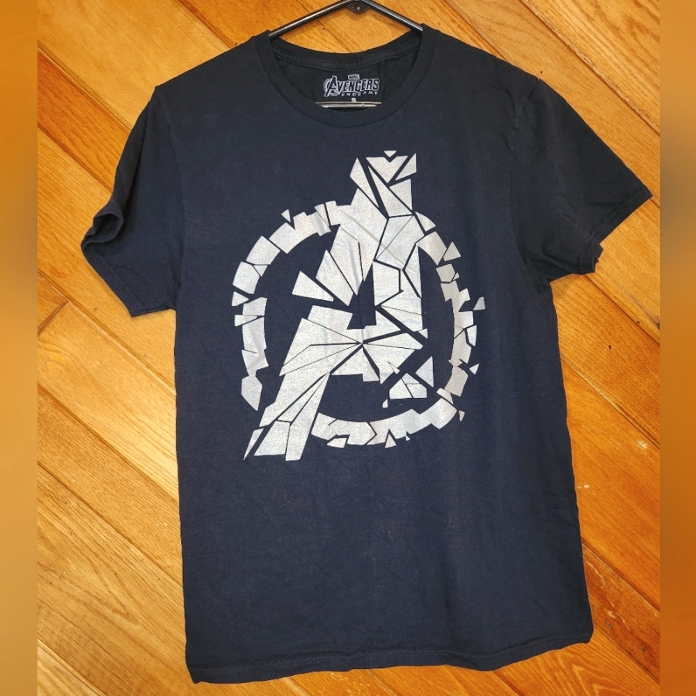 Marvel Avengers Endgame small black and silver logo tshirt